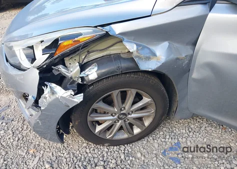 2015 Hyundai Elantra Se z USA, uszkodzony, nr VIN 5NPDH4AE3FH600907